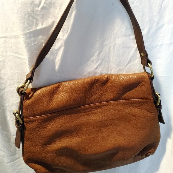 Danier Pebbled Leather Shoulder Bag - Picture 2 of 6